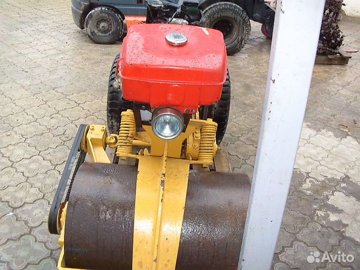 Думпер YANMAR C25R, 2010