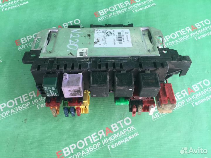 Блок предохранителей SAM Mercedes W220 W215