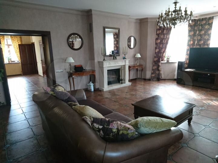 Коттедж 350 м² на участке 32 сот.