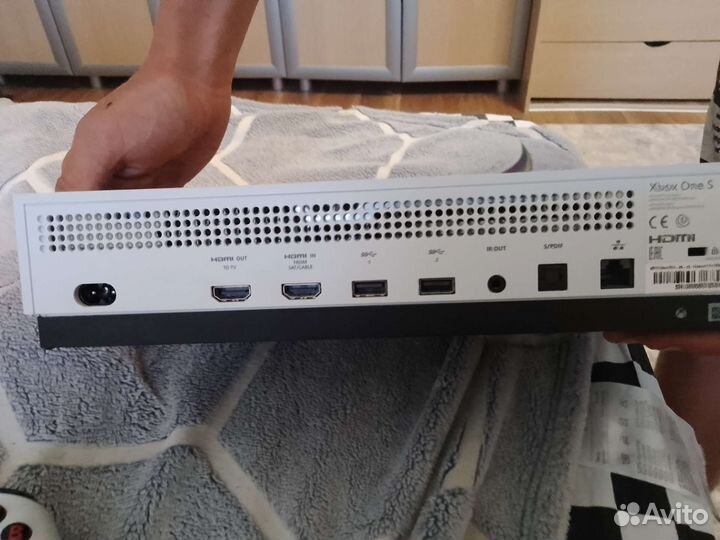 Xbox one s 1tb с играми