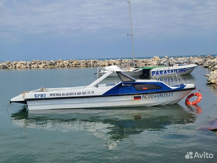 Прогулки на катере