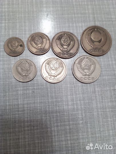 Монеты 1979г. и 1990г