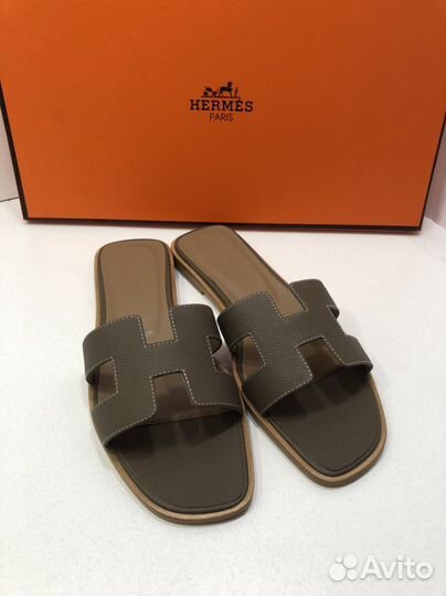 Шлепанцы hermes