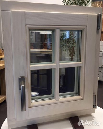 Деревянные окна со стеклопакетом