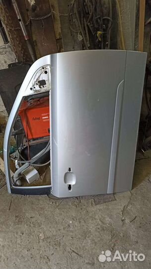 Дверь передняя правая opel astra h