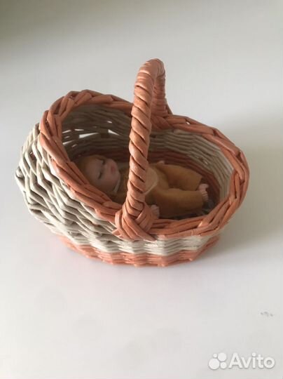 Плетеная корзина люлька