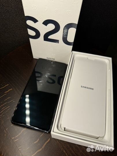 Samsung Galaxy S20 FE, 6/128 ГБ