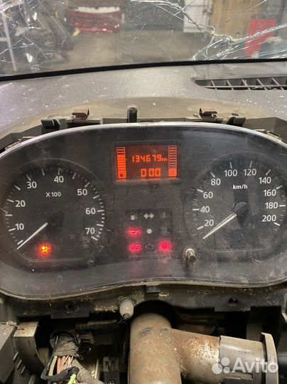 Приборная панель logan