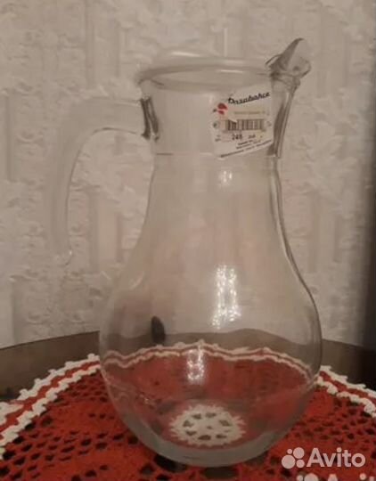 Посуда тарелки чашки стаканы селедочницы