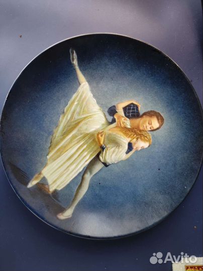 Настенная тарелка 