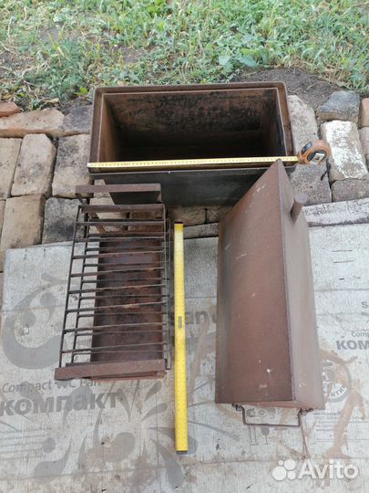Коптильня горячего копчения с мангалом