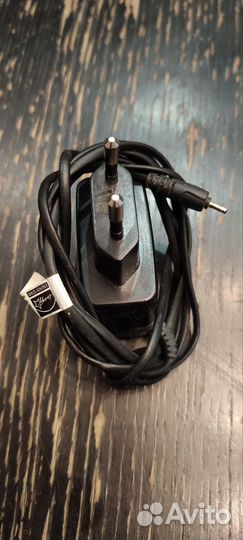 Сетевое зарядное Nokia AC-3eз, Nokia AC-18E