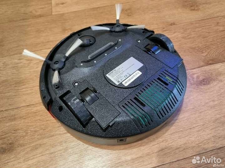 Робот пылесос Polaris pvcr 0610 черный. Колпино