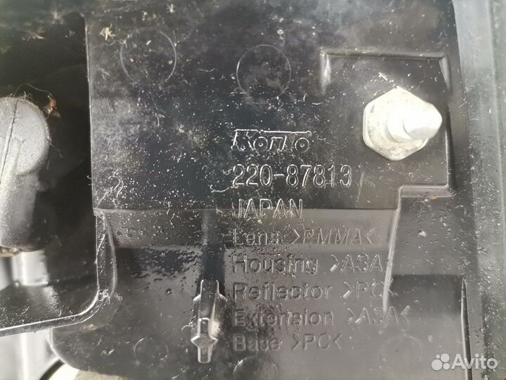 Фонарь для Mitsubishi Outlander 2