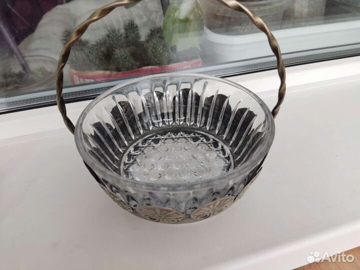 Конфетница и стопочки в мельхиоре