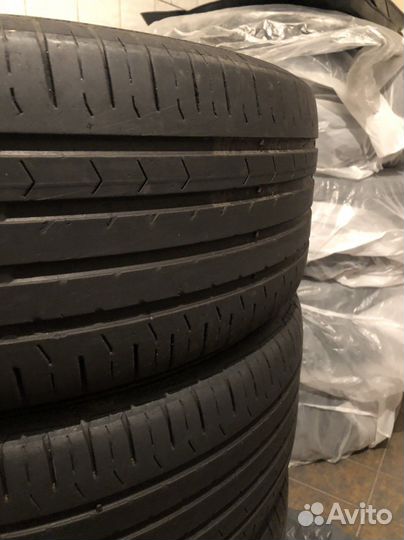 Continental ContiPremiumContact 5 225/60 R17 99V
