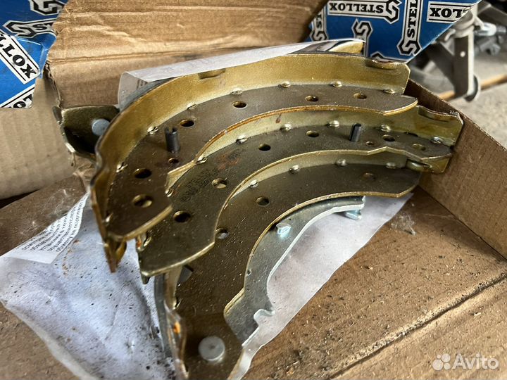 Тормозные колодки задние Lifan Breez новые