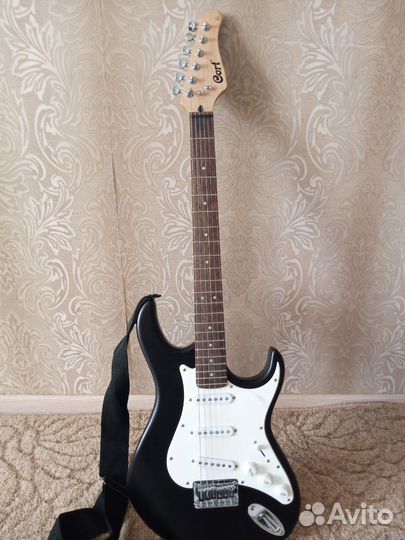 Электро гитара cort g100