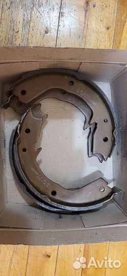 Колодки тормозные барабанные Mitsubishi Pajero 3