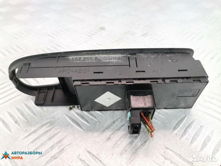 Блок управления стеклоподъемниками Volkswagen Golf