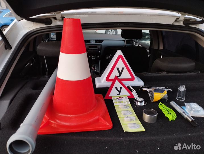 Таможенный аналитик, логист, преподаватель