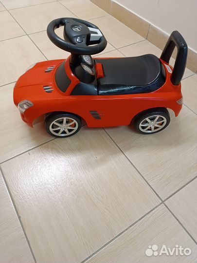 Машинка каталка толокар mercedes