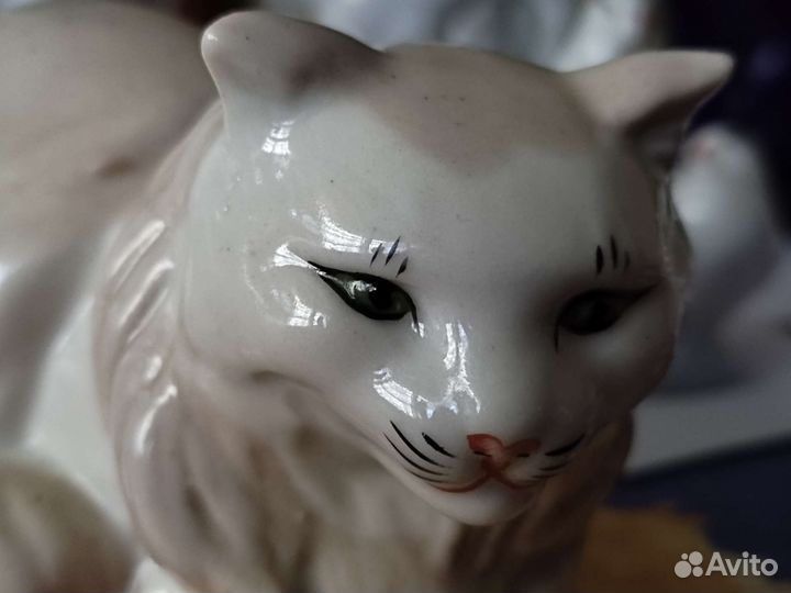 Фарфоровые статуэтки