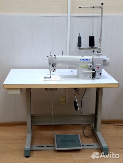Прямострочная швейная машина juki 8100DE. Аренда