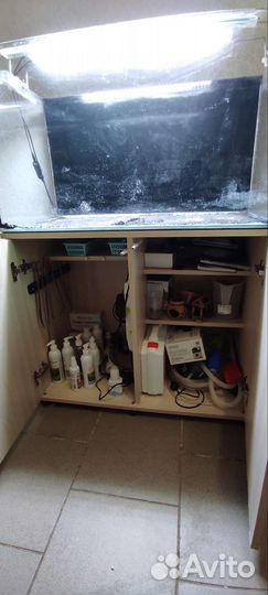 Аквариум 150литров с тумбой и оборудованием