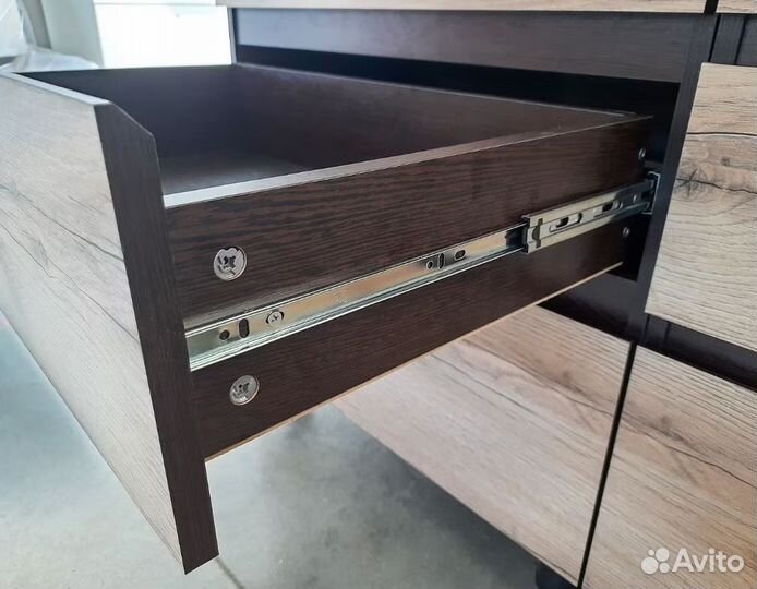 Комод с ящиками и створкой Берген