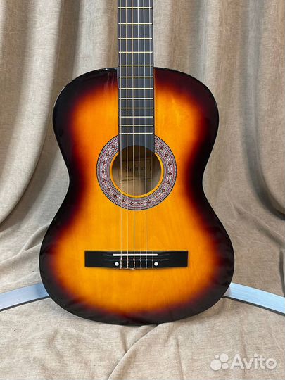 Классическая гитара Belucci 3805 SB