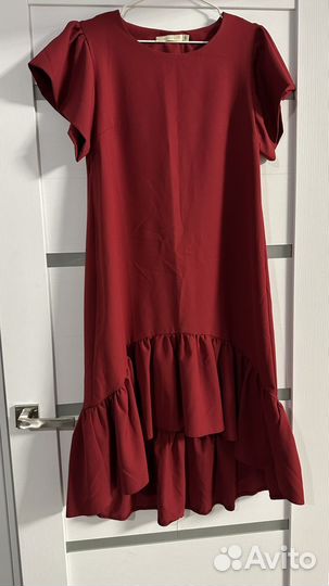 Платье 48 размера