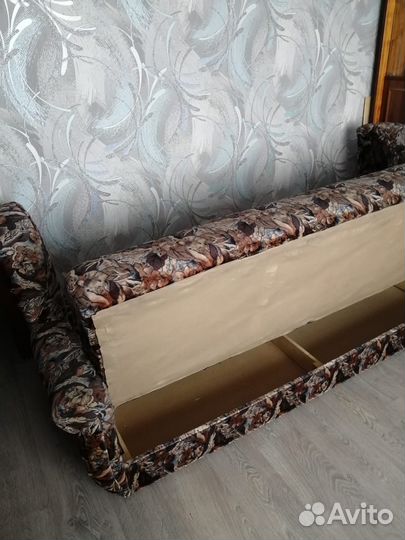 Мягкая мебель с ящиками