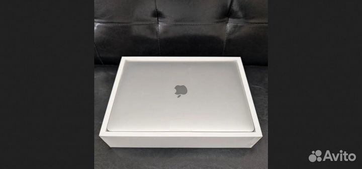 MacBook Pro 13 (i5 2 ггц) (2020) 16/512гб MDM Silv