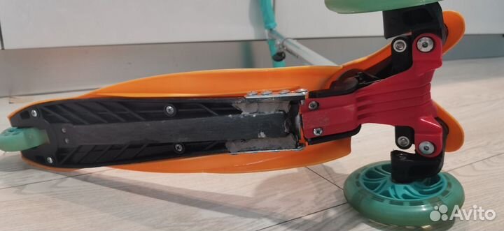 Самокат на запчасти