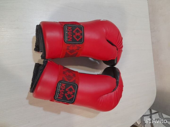 Шлем, перчатки, футы