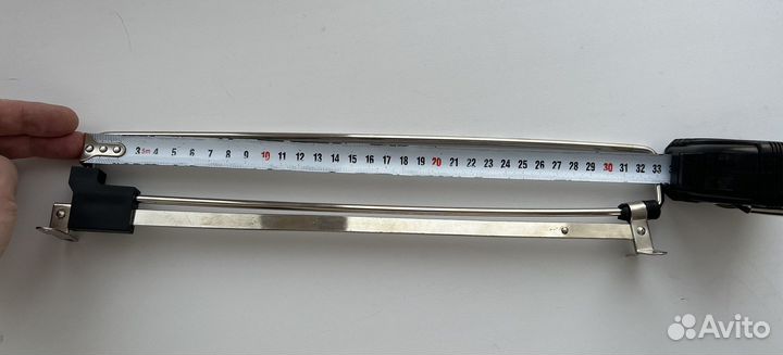 Вешалка выдвижная мебельная