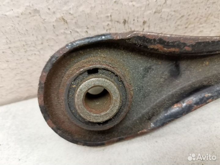 Тяга задняя поперечная