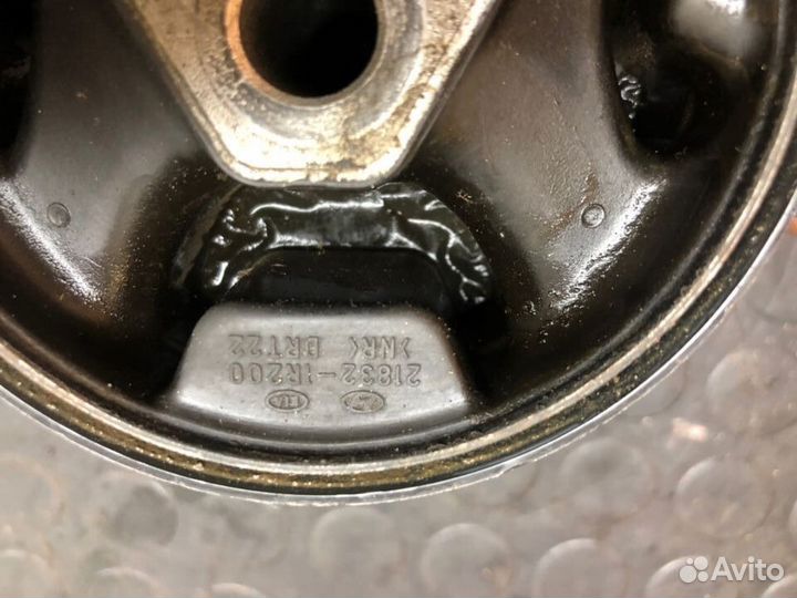 Подушка двигателя Hyundai Solaris 1 (RB)