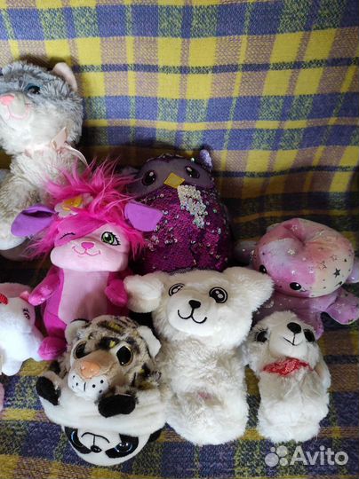 Мягкие игрушки,пазлы, книги