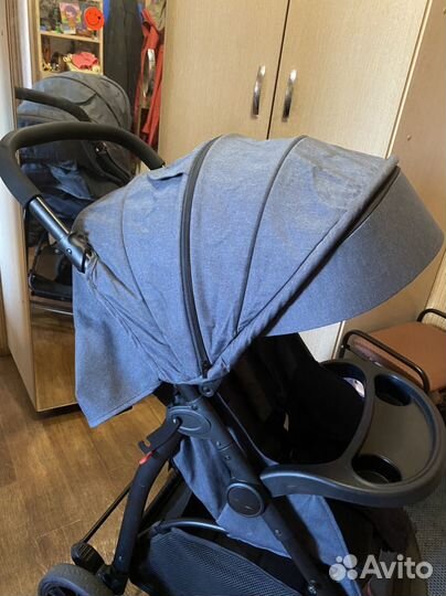 Коляска прогулочная