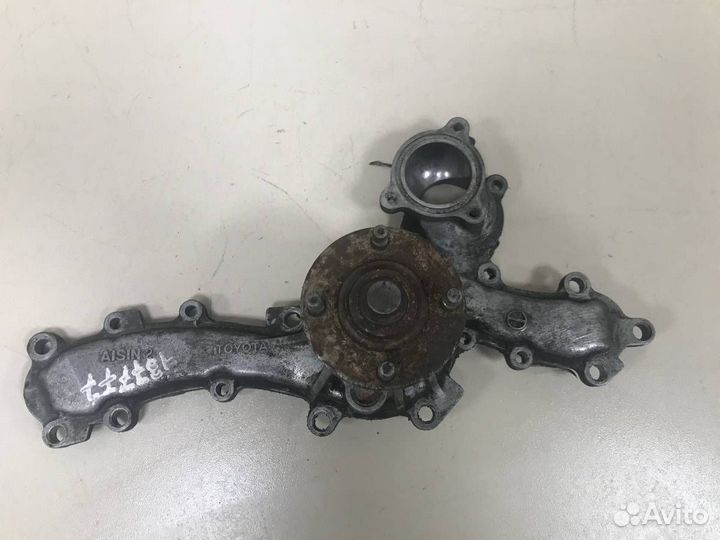 Насос водяной помпа Toyota Land Cruiser Prado J120