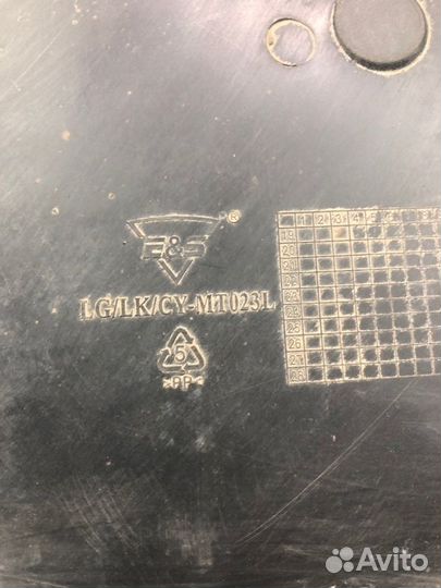 Локер передний левый Bmw 5 F10 N52B25 2011