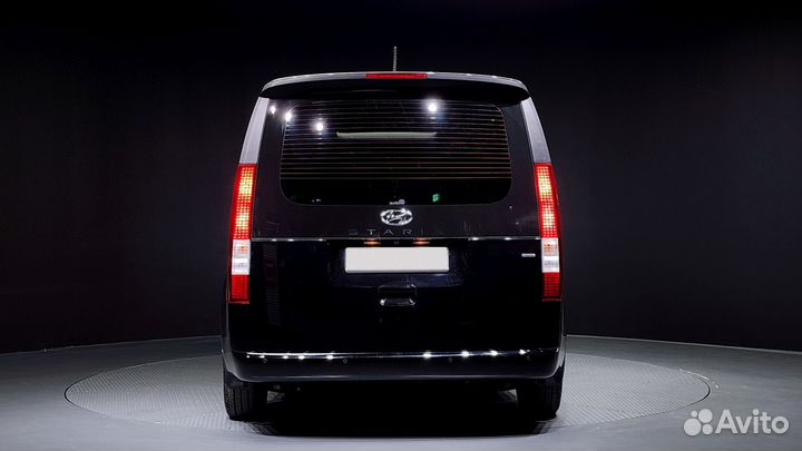 Hyundai Staria 2.2 AT, 2022, 8 500 км