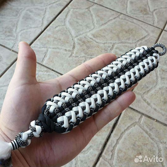 Браслет из паракорда 