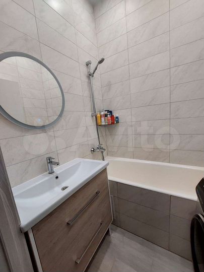 2-к. квартира, 47 м², 8/17 эт.