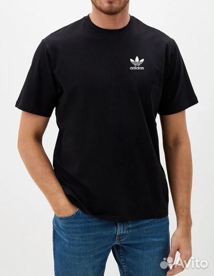 Футболка adidas универсальная