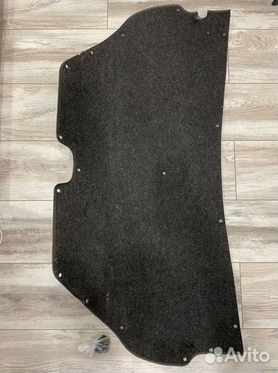 Обшивка крышки багажника toyota cresta jzx100