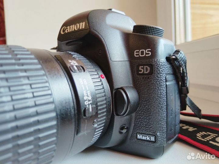 Зеркальный фотоаппарат canon 5D mark II