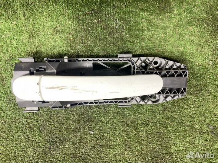 Ручка двери задняя правая Skoda Rapid седан CWV